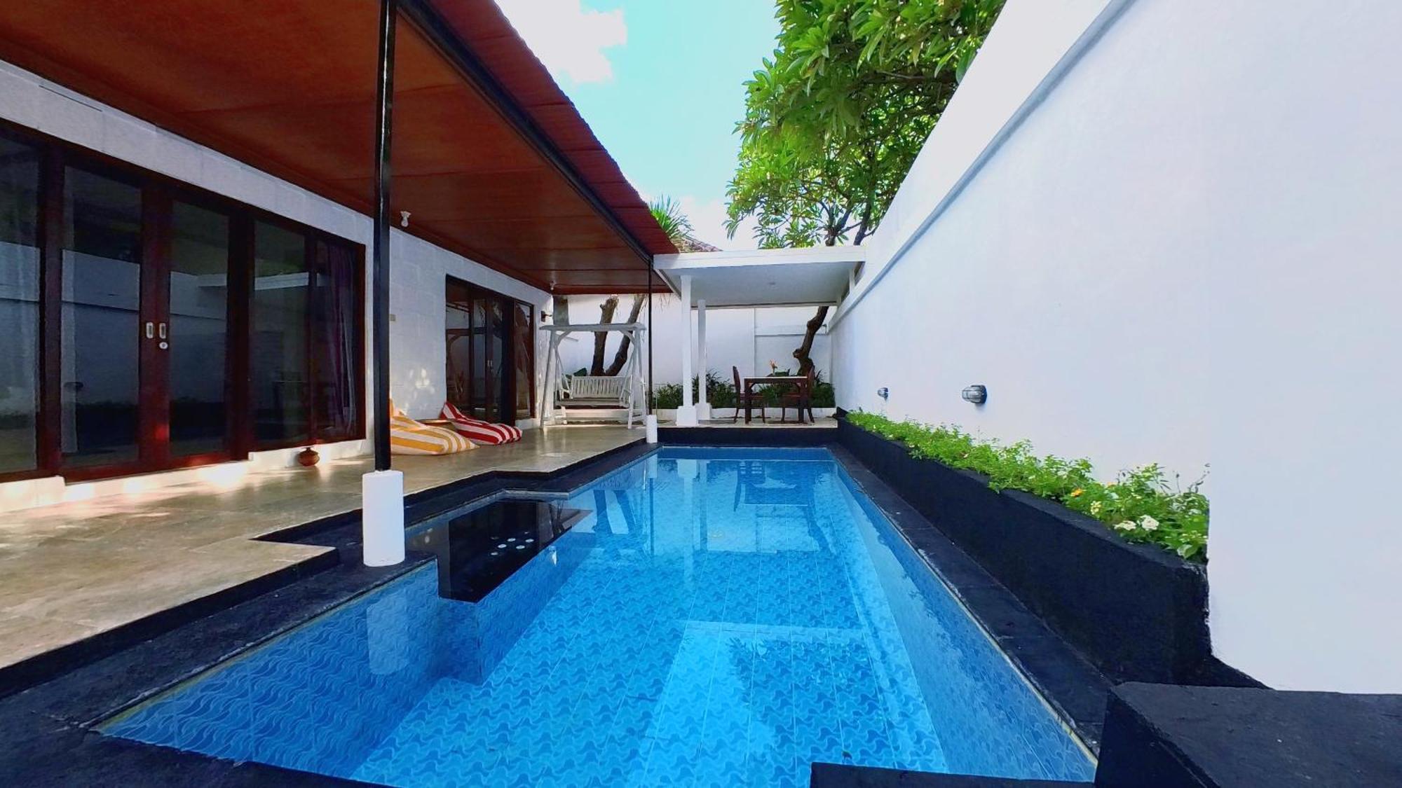 One Bedroom Private Villa Kuta Семиньяк Экстерьер фото