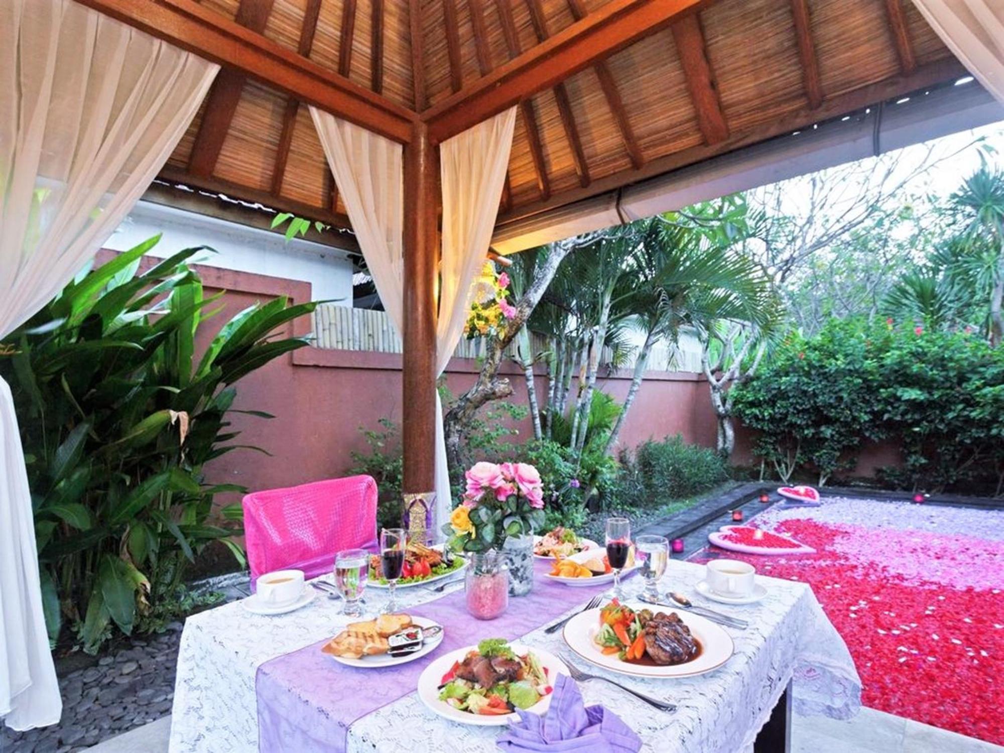 One Bedroom Private Villa Kuta Семиньяк Экстерьер фото